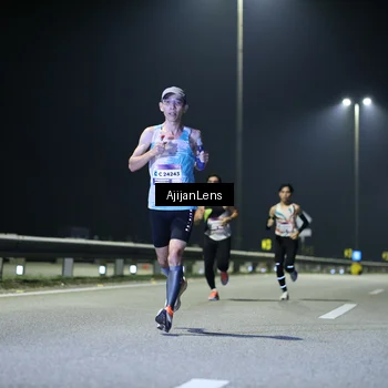 Runner Photo 7317343