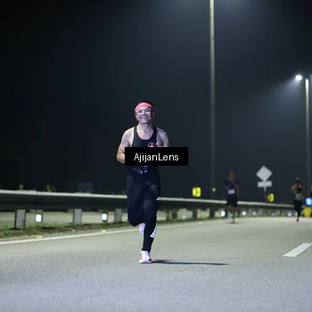 Runner Photo 7317345