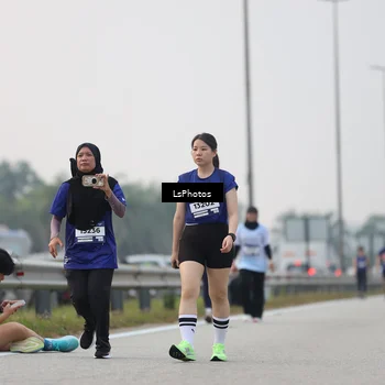 Runner Photo 7317349