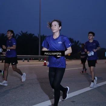 Runner Photo 7317357