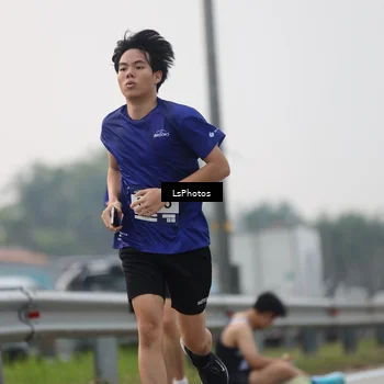 Runner Photo 7317369