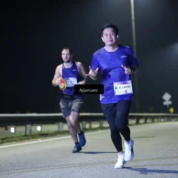 Runner Photo 7317393