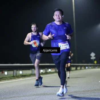 Runner Photo 7317417