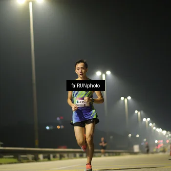 Runner Photo 7317418