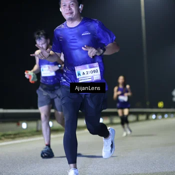Runner Photo 7317435
