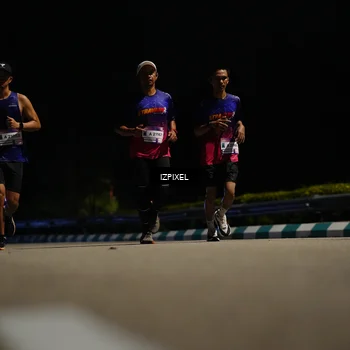 Runner Photo 7317446