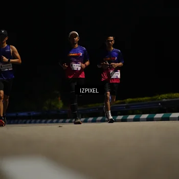 Runner Photo 7317448