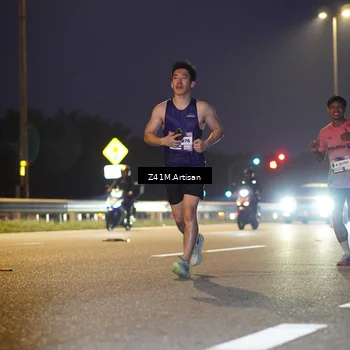 Runner Photo 7317485