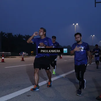 Runner Photo 7317520