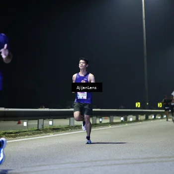 Runner Photo 7317532