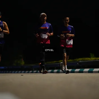 Runner Photo 7317534