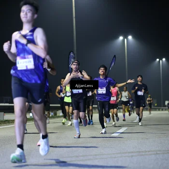Runner Photo 7317549