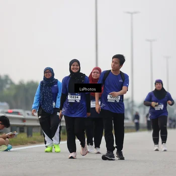 Runner Photo 7317557