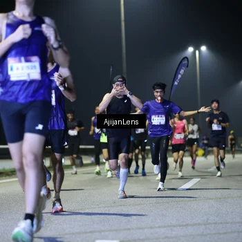 Runner Photo 7317591