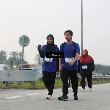 Runner Photo 7317598