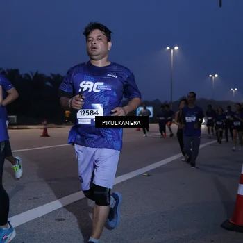 Runner Photo 7317604