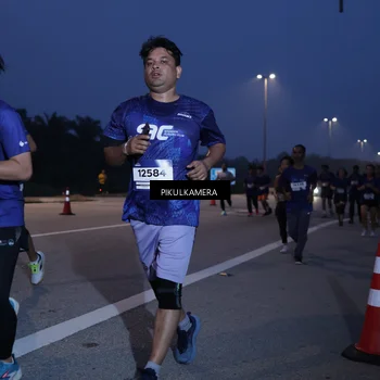 Runner Photo 7317665