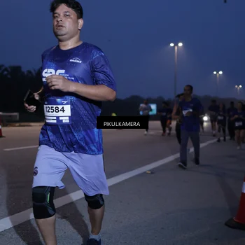 Runner Photo 7317672