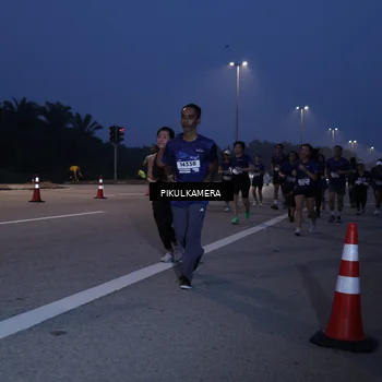Runner Photo 7317675