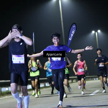 Runner Photo 7317684