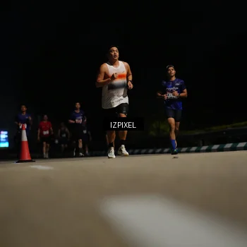 Runner Photo 7317688