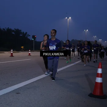 Runner Photo 7317706