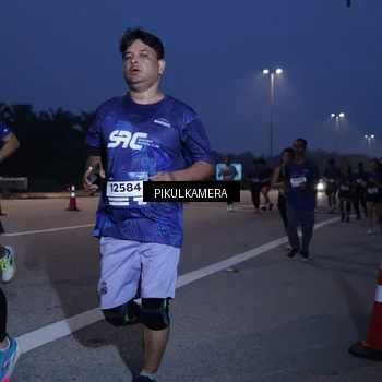 Runner Photo 7317716