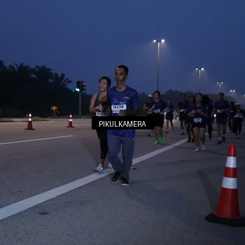 Runner Photo 7317736