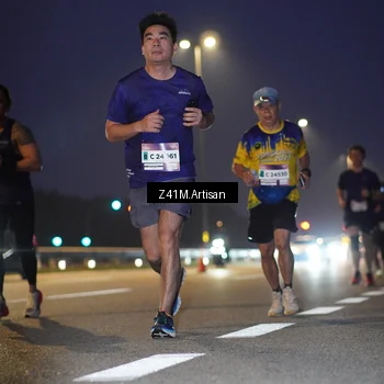 Runner Photo 7317745