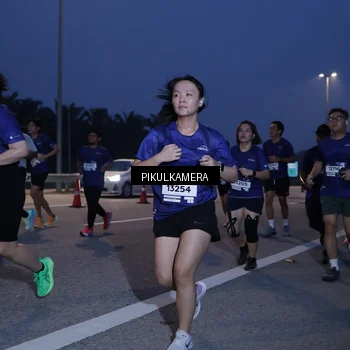 Runner Photo 7317784