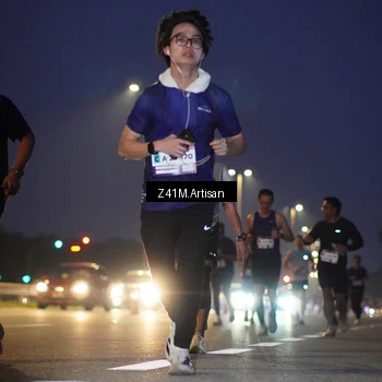 Runner Photo 7317785