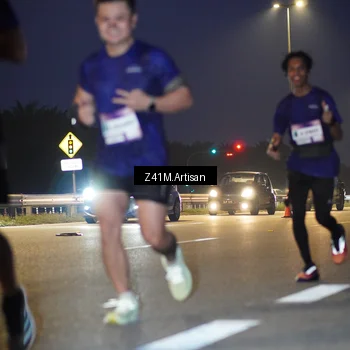 Runner Photo 7317798