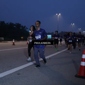Runner Photo 7317799