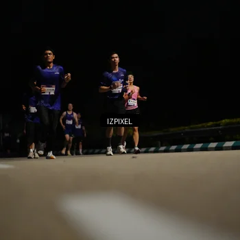 Runner Photo 7317800