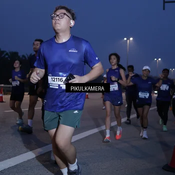 Runner Photo 7317842