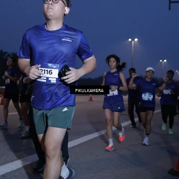 Runner Photo 7317853