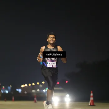 Runner Photo 7317936