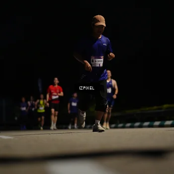 Runner Photo 7317940