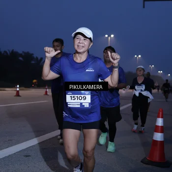 Runner Photo 7317949