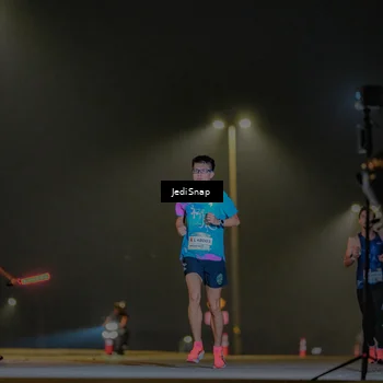 Runner Photo 7317999