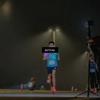 Runner Photo 7318003