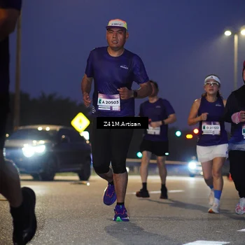 Runner Photo 7318008