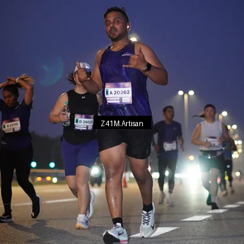 Runner Photo 7318030