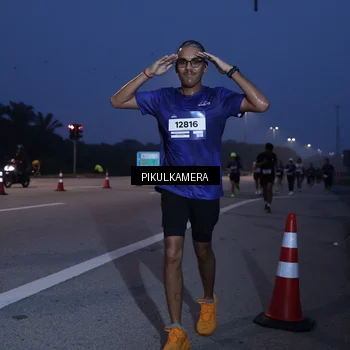 Runner Photo 7318038