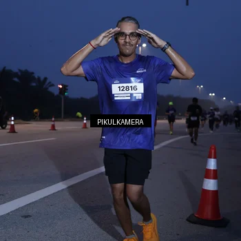Runner Photo 7318052