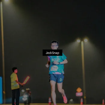 Runner Photo 7318059
