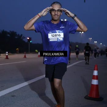 Runner Photo 7318082