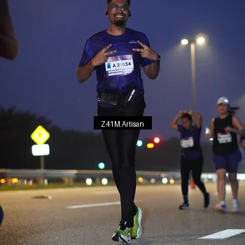 Runner Photo 7318098