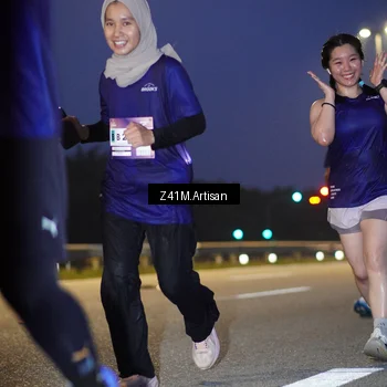Runner Photo 7318101