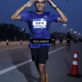 Runner Photo 7318108